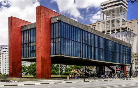 Het Museu de Arte Moderna de São Paulo: Een meesterwerk van architectuur met adembenemende uitzichten!